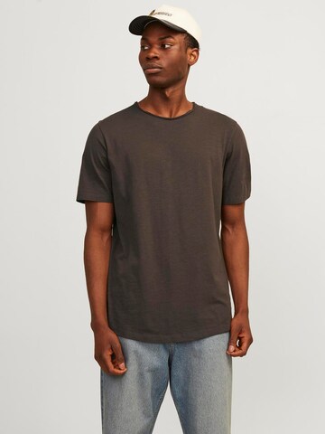 T-Shirt 'JJEBasher' JACK & JONES en marron : devant