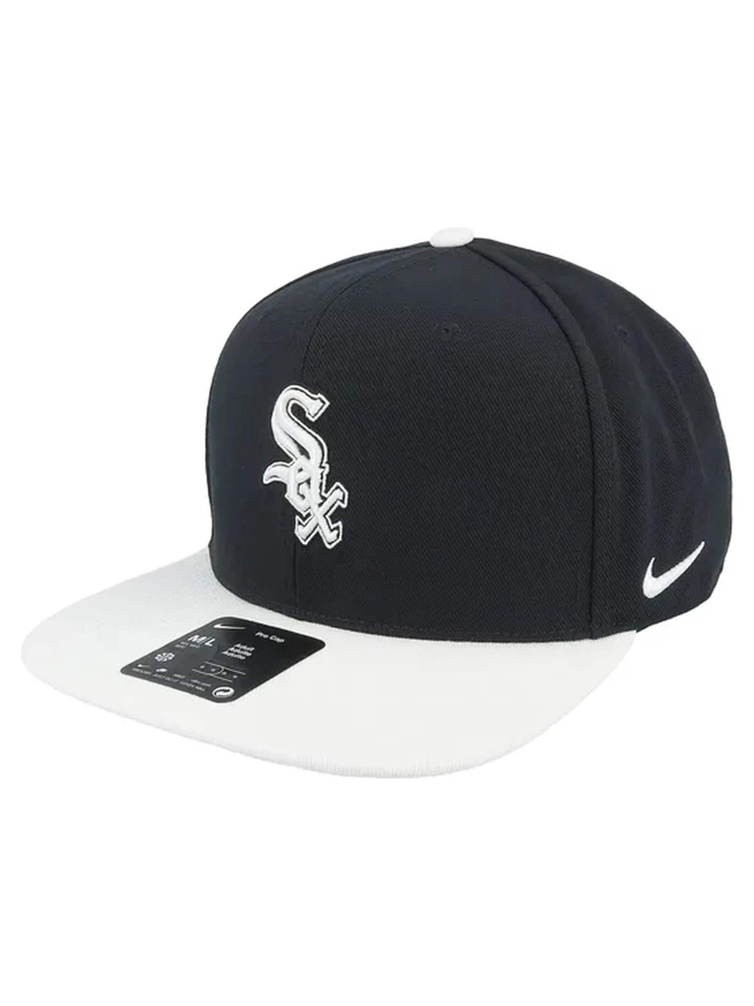 NIKE - Gorra en negro: frente
