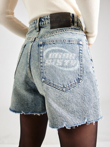 Miss Sixty Regular Shorts in Blau