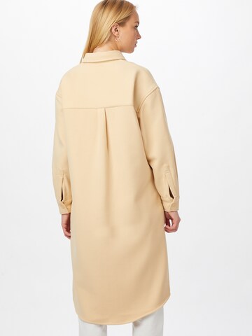 NU-IN - Abrigo de entretiempo en beige