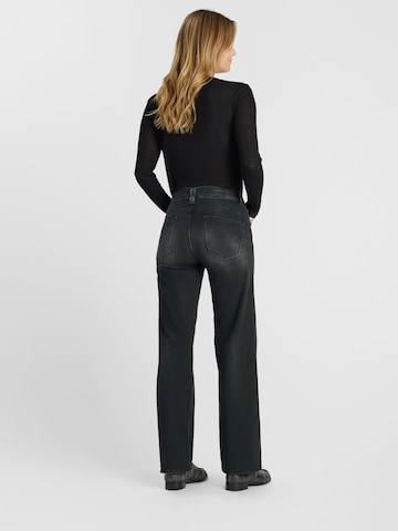 Le Temps Des Cerises Loosefit Jeans in Zwart: terug