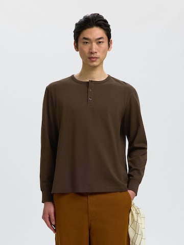T-Shirt SELECTED en marron : devant