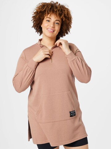 Robe ONLY Carmakoma en rose : devant