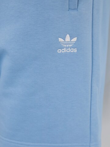 Loosefit Pantalon 'Essential' ADIDAS ORIGINALS en bleu