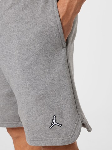 Jordan Regular Pants in Grey