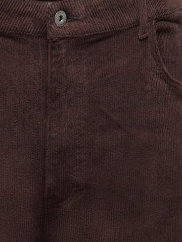 ONLY Carmakoma - Pierna ancha Pantalón 'CARHope' en marrón