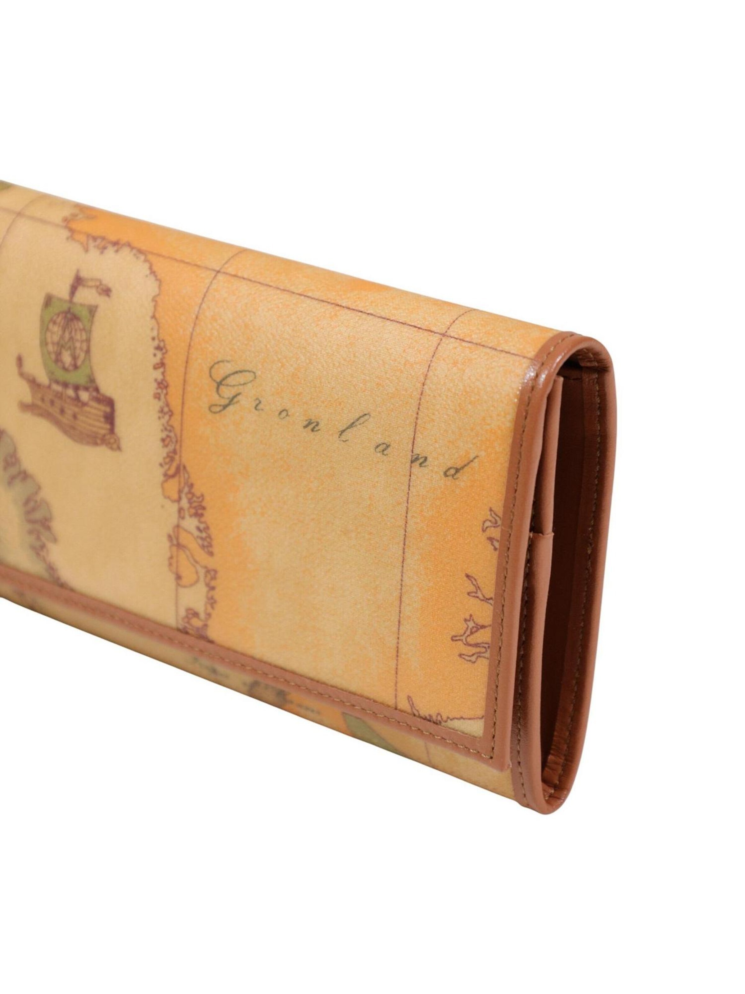 Alviero Martini 1a clase Wallet in Beige