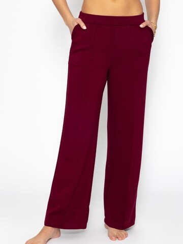 SASSYCLASSY Wide Leg Hose in Rot