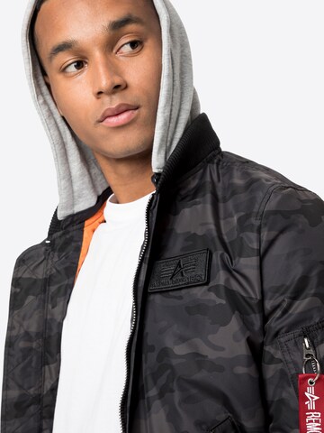 Veste mi-saison ALPHA INDUSTRIES en noir