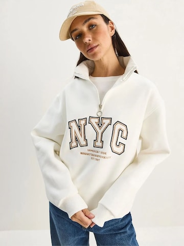 Felpa di Bianco Lucci in bianco: frontale