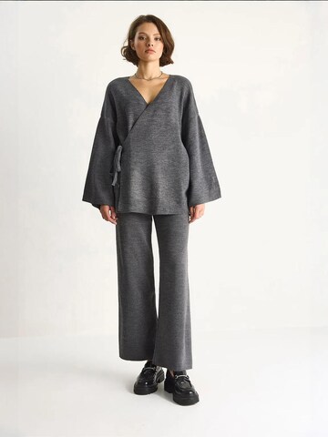 Bianco Lucci Pantsuit in Grey