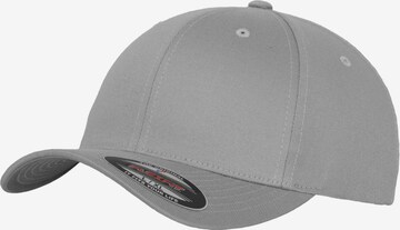 Chapeau Flexfit en argent : devant