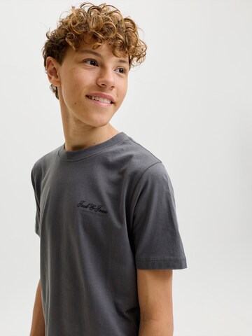 Jack & Jones Junior Paita 'JJEARCHIVE' värissä harmaa