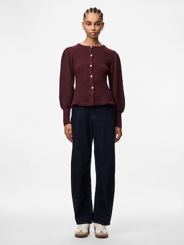 PIECES Gebreid vest 'PCAnnie' in Rood