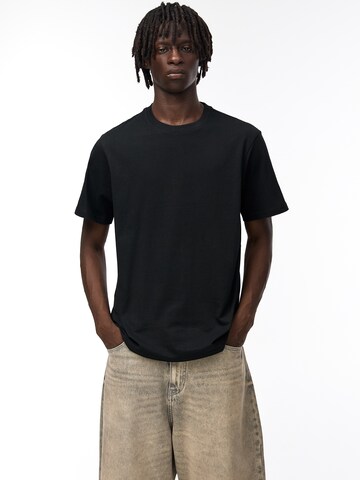 Tricou de la Pull&Bear pe albastru: față