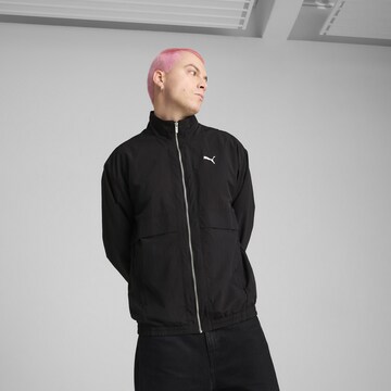 PUMA Between-season jacket in Black
