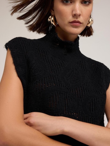 Pull-over MOTIVI en noir