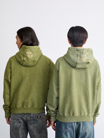 ALPHA INDUSTRIES Суичър в зелено