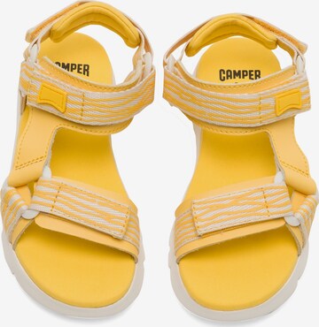 Sandales 'Oruga' CAMPER en jaune