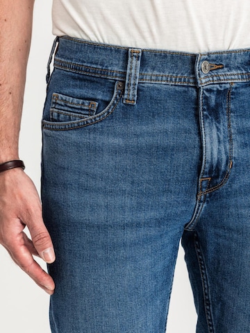 Slimfit Jeans 'Mustang Vegas Slim Denim Blue 1015350 5000 682' di MUSTANG in blu