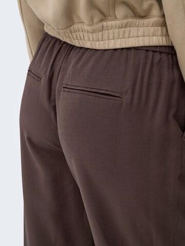 ruda ONLY Siaurėjantis Kelnės 'ONLKELDA-EMERY'