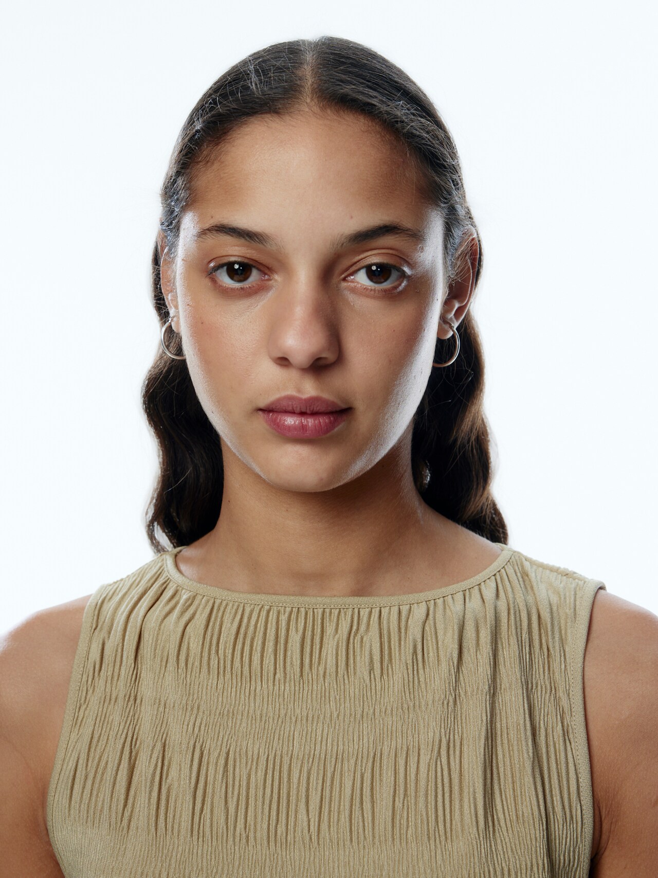 EDITED Produkte Kleid 'Annesca' khaki