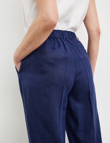 GERRY WEBER Regular Pleat-Front Pants in Blue