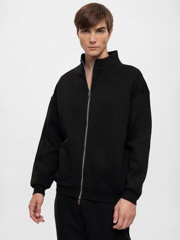 Antioch Sweat jacket in Black: front