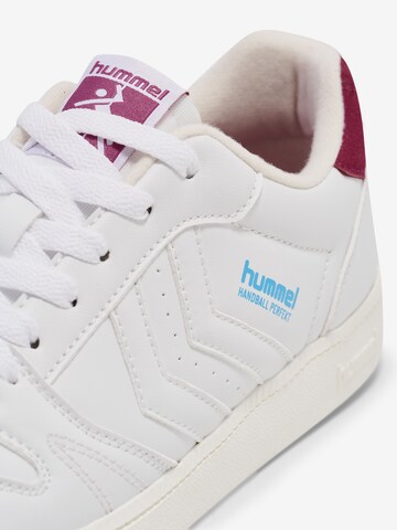 Baskets basses 'PERFEKT ARCHIVE' Hummel en blanc