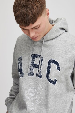 !Solid Sweatshirt 'Galad' in Grau