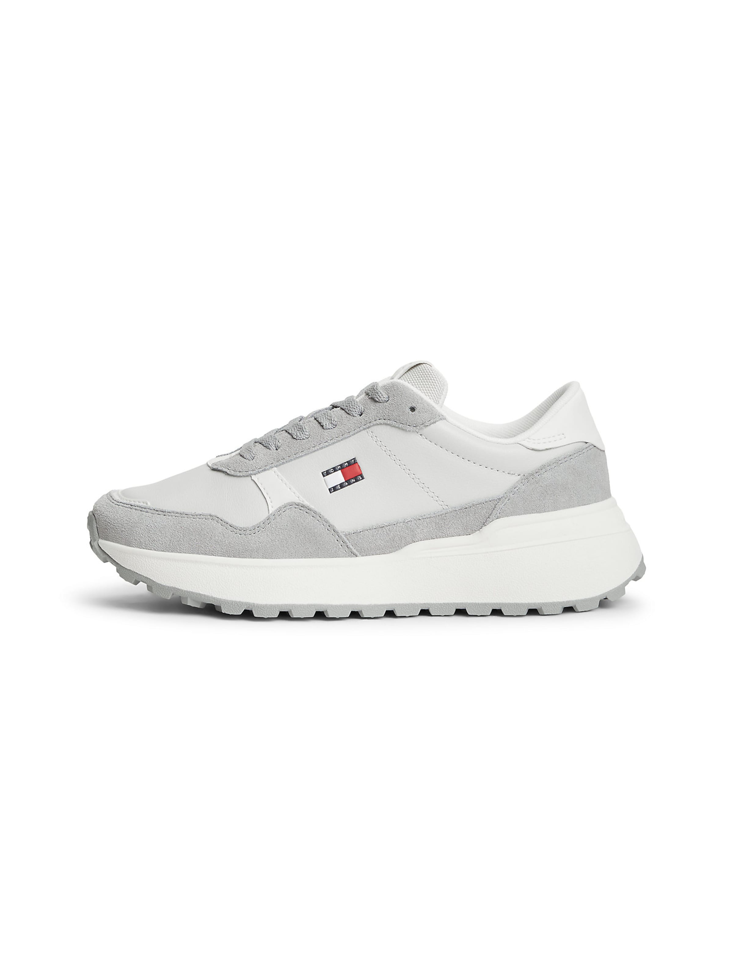 Tommy Jeans Platform trainers in Grey: front