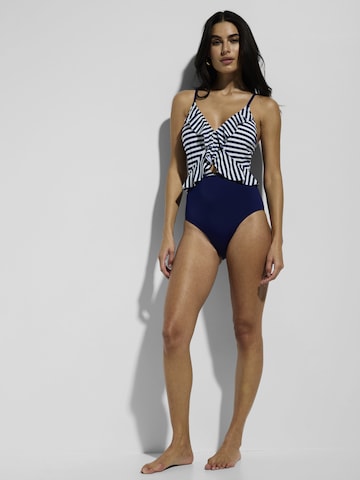 bonprix Badpak in Blauw