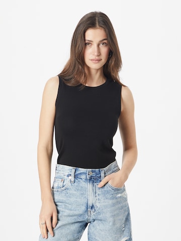 GAP Top in Black: front