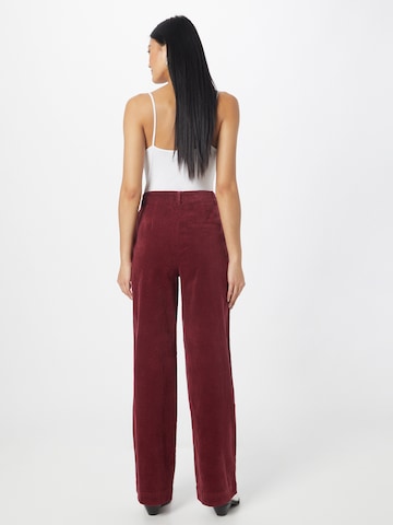 Wide Leg Pantalon à pince 'Petra' Coster Copenhagen en rouge