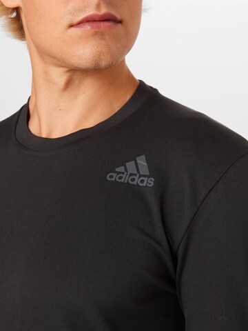 ADIDAS SPORTSWEAR Regular Fit Sportshirt in Schwarz