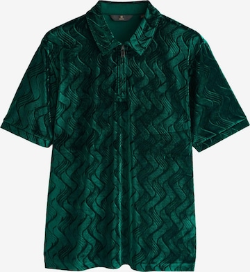 Next Shirt in Green: front