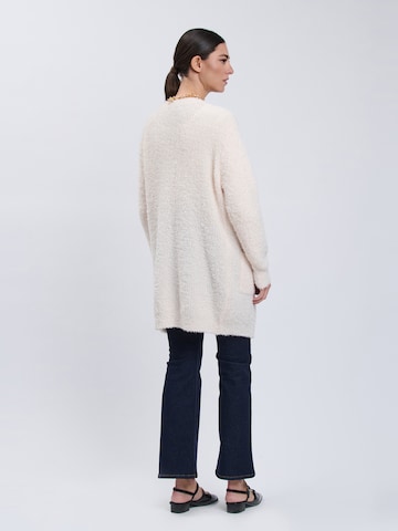 Influencer - Cárdigan en beige
