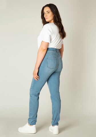 BASE LEVEL CURVY Slimfit Jeggings 'Tessa' in Blau