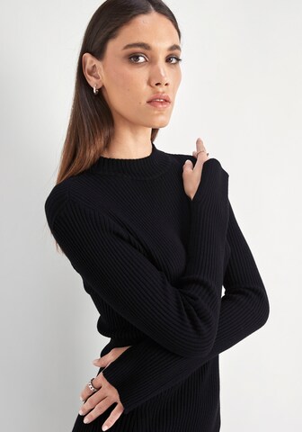 HECHTER PARIS Knitted dress in Black