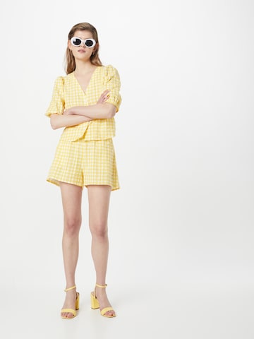 Monki - Regular Calças em amarelo