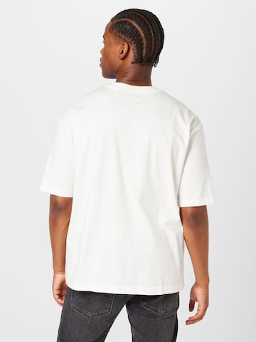 Levi's Skateboarding Shirt in White