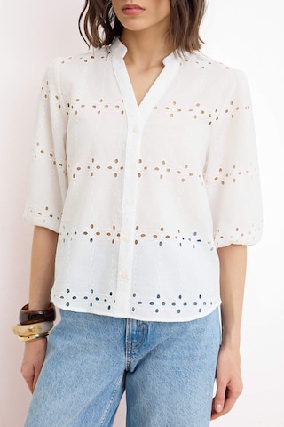 Trendyol Blouse in White