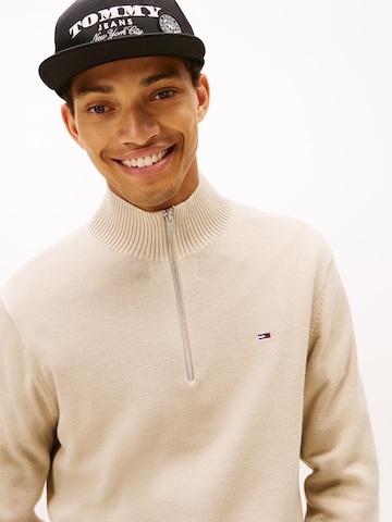 Tommy Jeans Свитер 'ESS' в Бежевый
