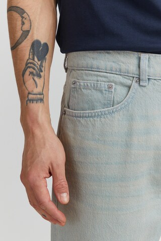 regular Jeans di !Solid in blu