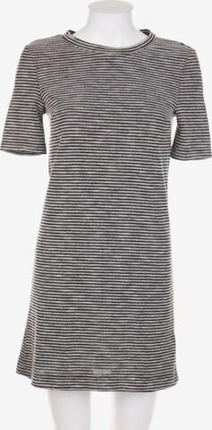 H&M Strickkleid S in Grau: predná strana