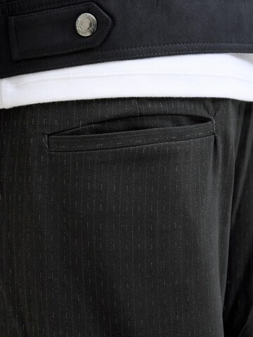 JACK & JONES Regular Trousers in Black