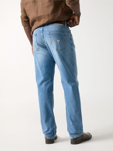 GUESS Regular Jeans in Blau