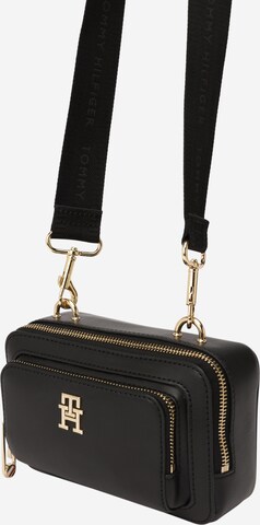 TOMMY HILFIGER Crossbody bag in Black