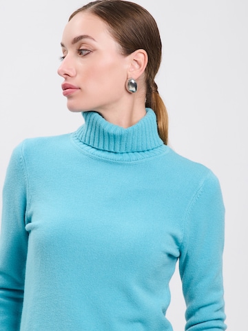 Influencer Pullover in Blau