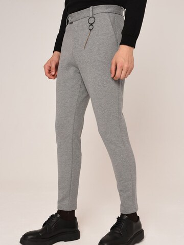 Skinny Pantalon Antioch en gris